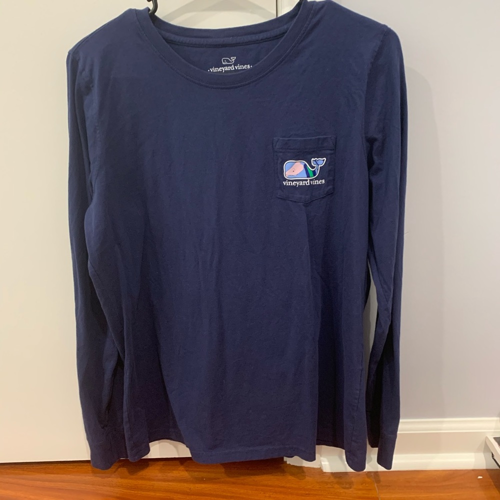 Women’s vineyard vines long sleeve shirt